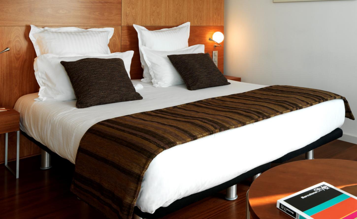 Hotel Condes De Барселона Екстериор снимка