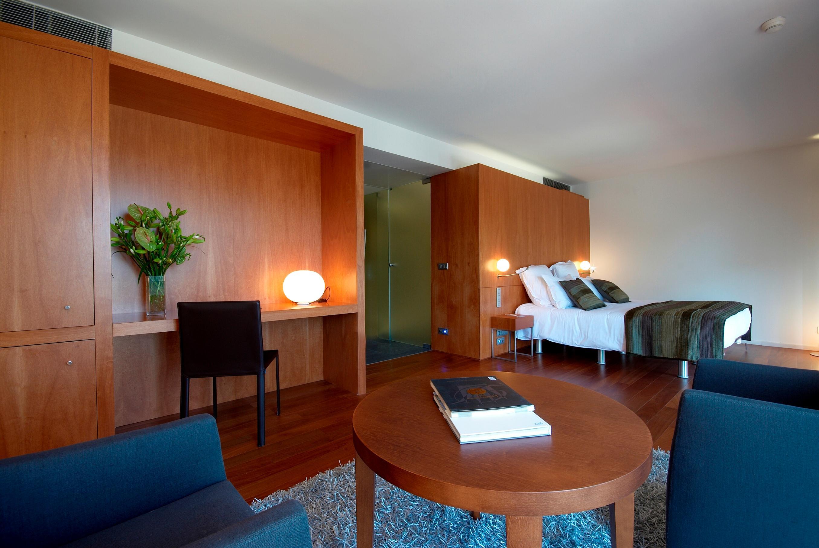 Hotel Condes De Барселона Екстериор снимка