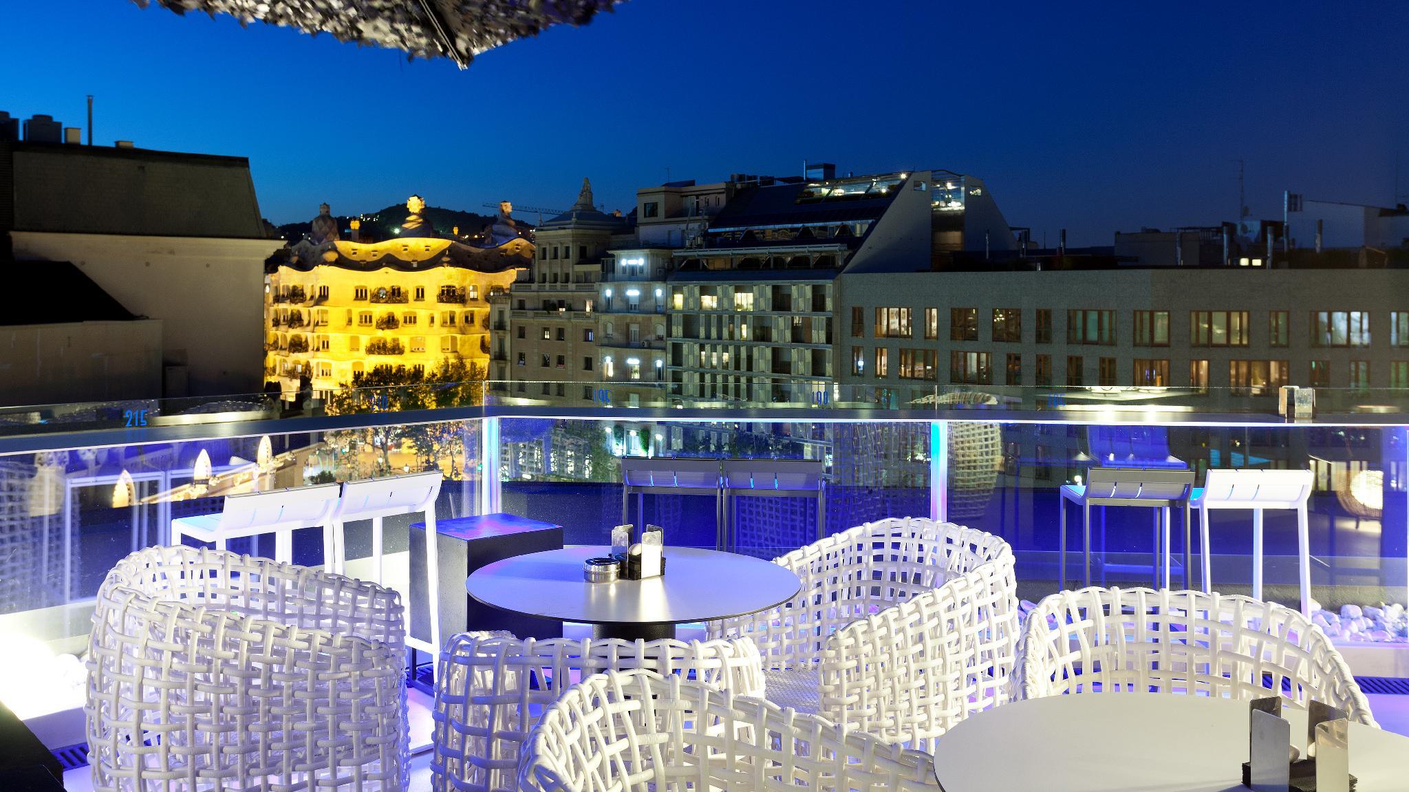 Hotel Condes De Барселона Екстериор снимка