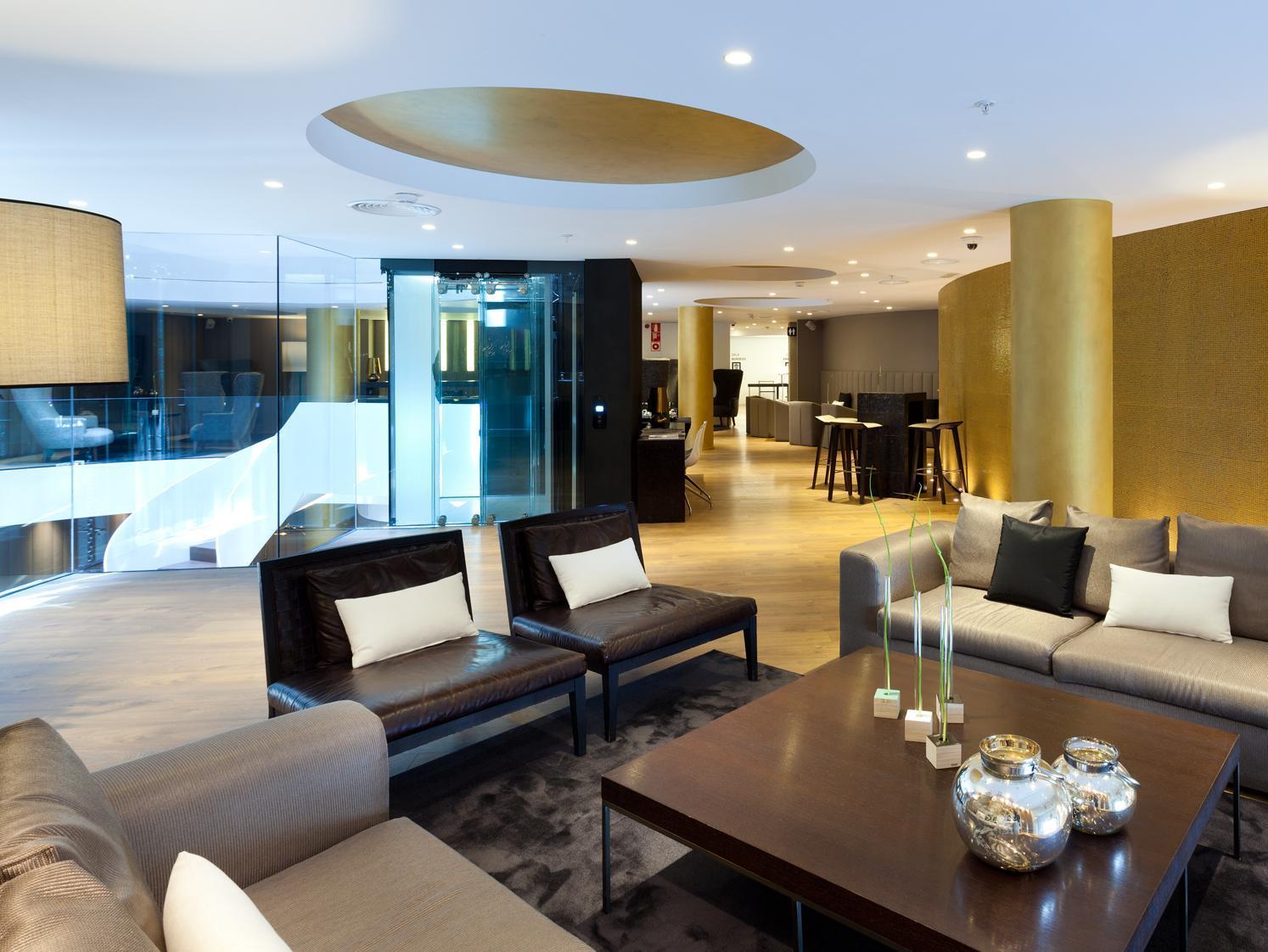 Hotel Condes De Барселона Екстериор снимка