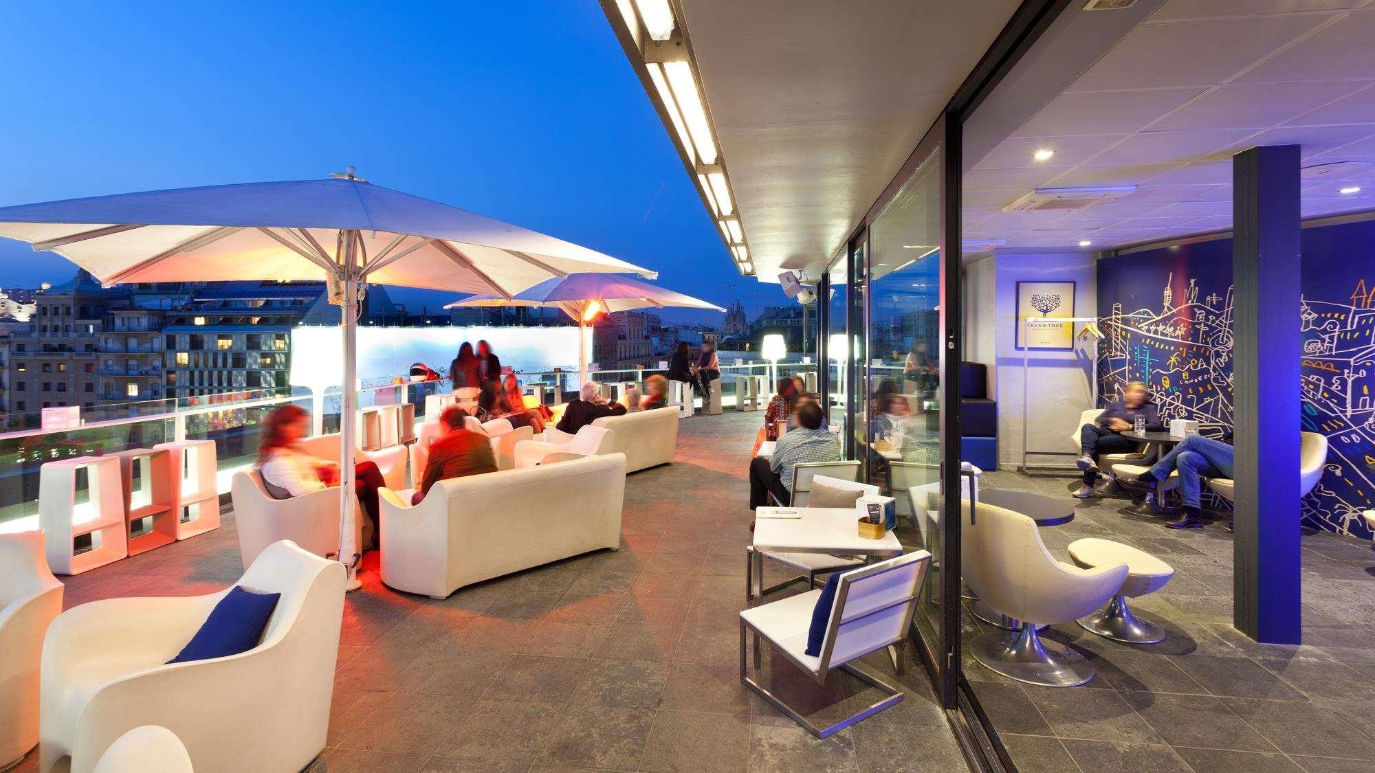 Hotel Condes De Барселона Екстериор снимка