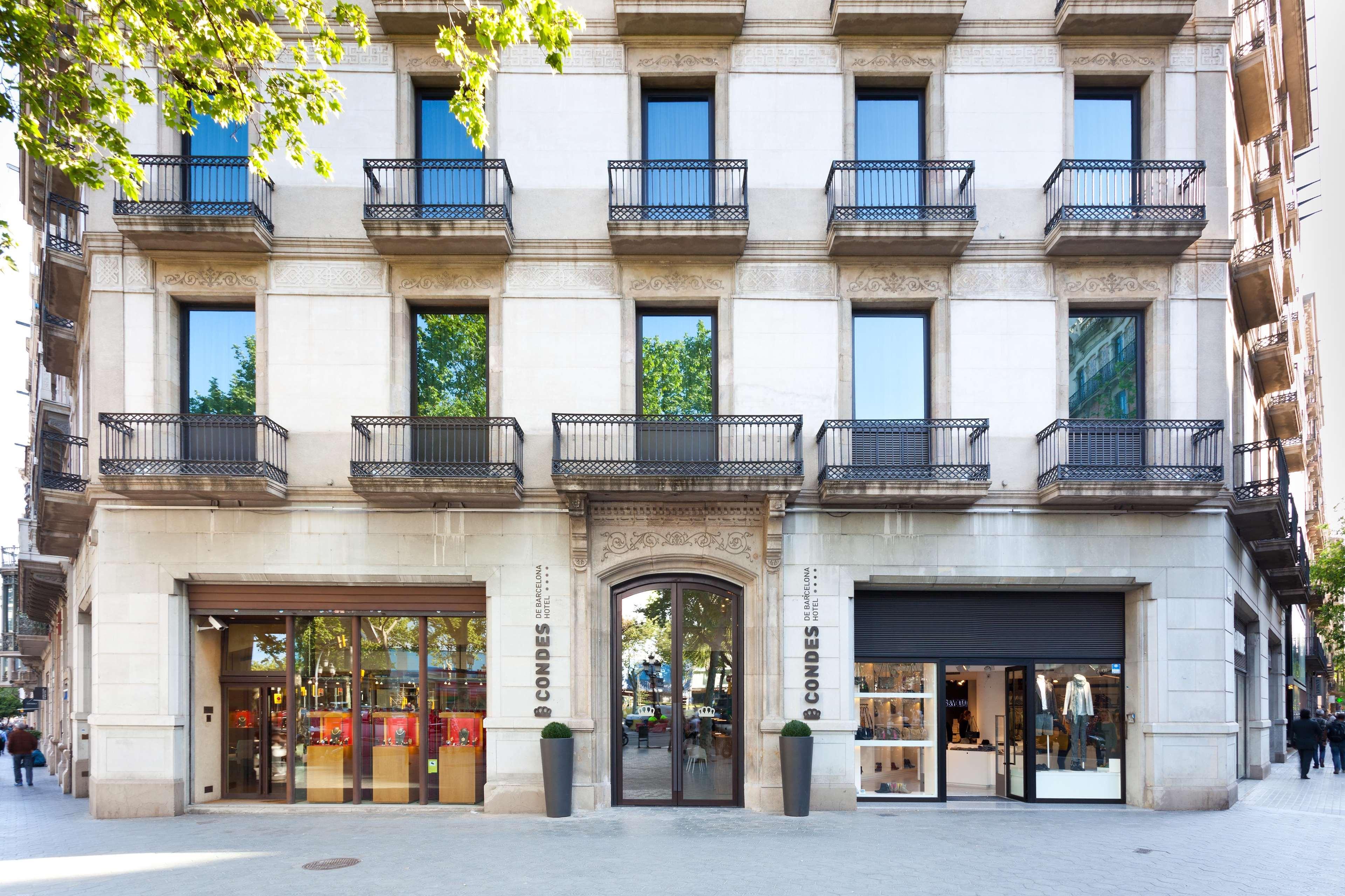 Hotel Condes De Барселона Екстериор снимка