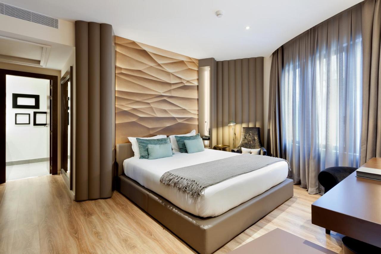 Hotel Condes De Барселона Екстериор снимка